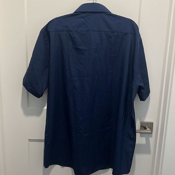Suslo Couture Short Sleeve Button Down Shirt - Picture 2 of 7